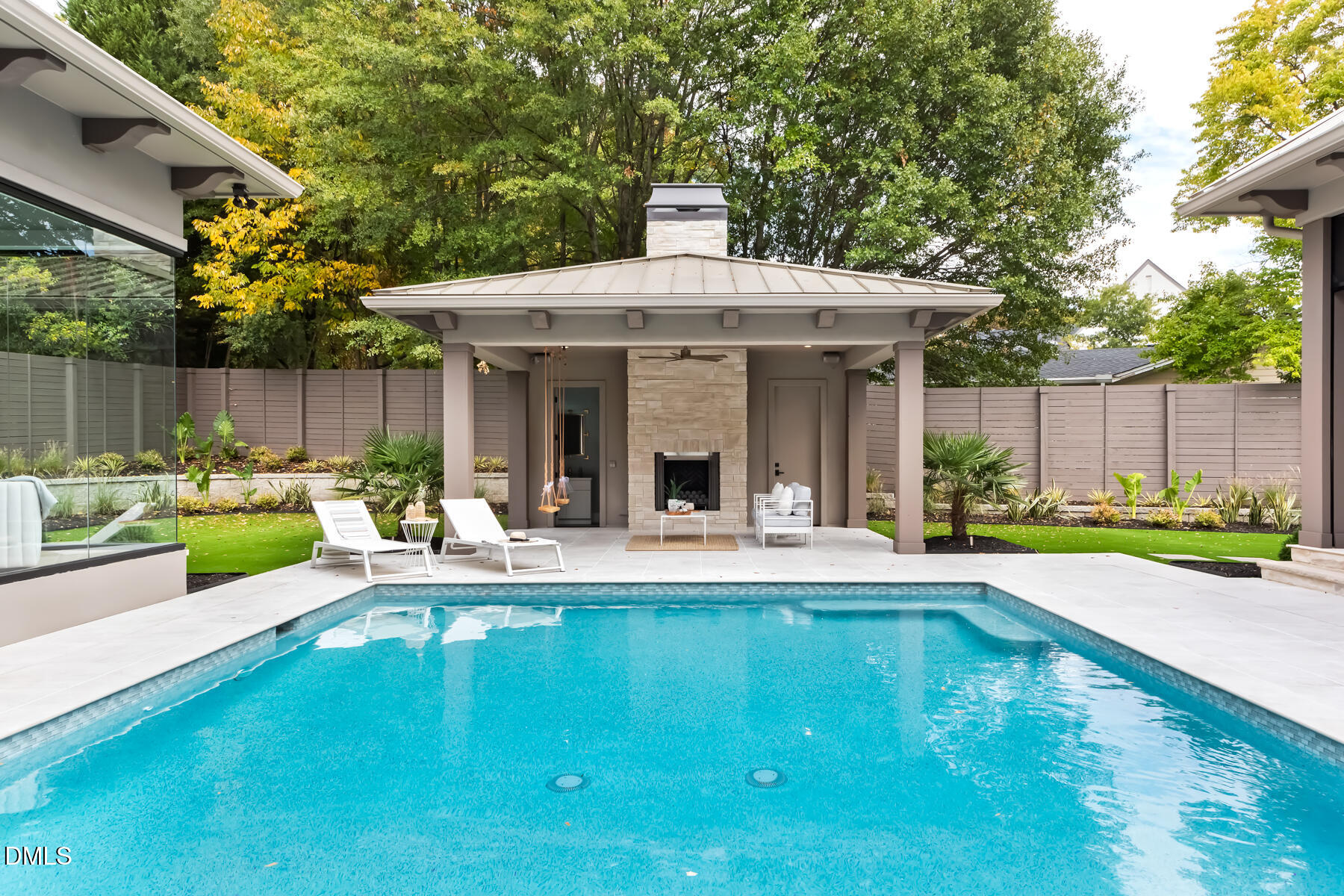 4300 Camelot Drive Raleigh, NC 27609 - Photo 33 of 71 221012_103w