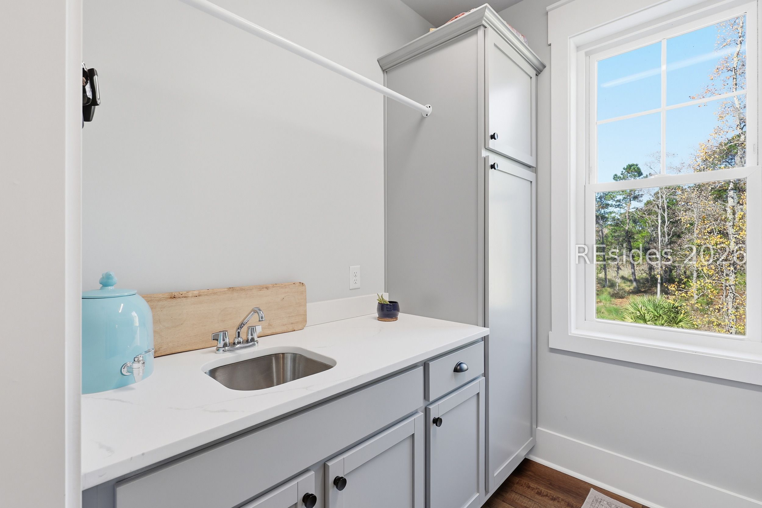 492 Hunters Loop South Hardeeville, SC 29927 - Photo 35 of 63 Laundryoom sink & storage
