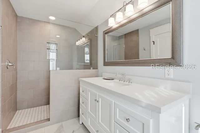 $1,250,000 | 492 Hunters Loop South, Hardeeville, SC 29927