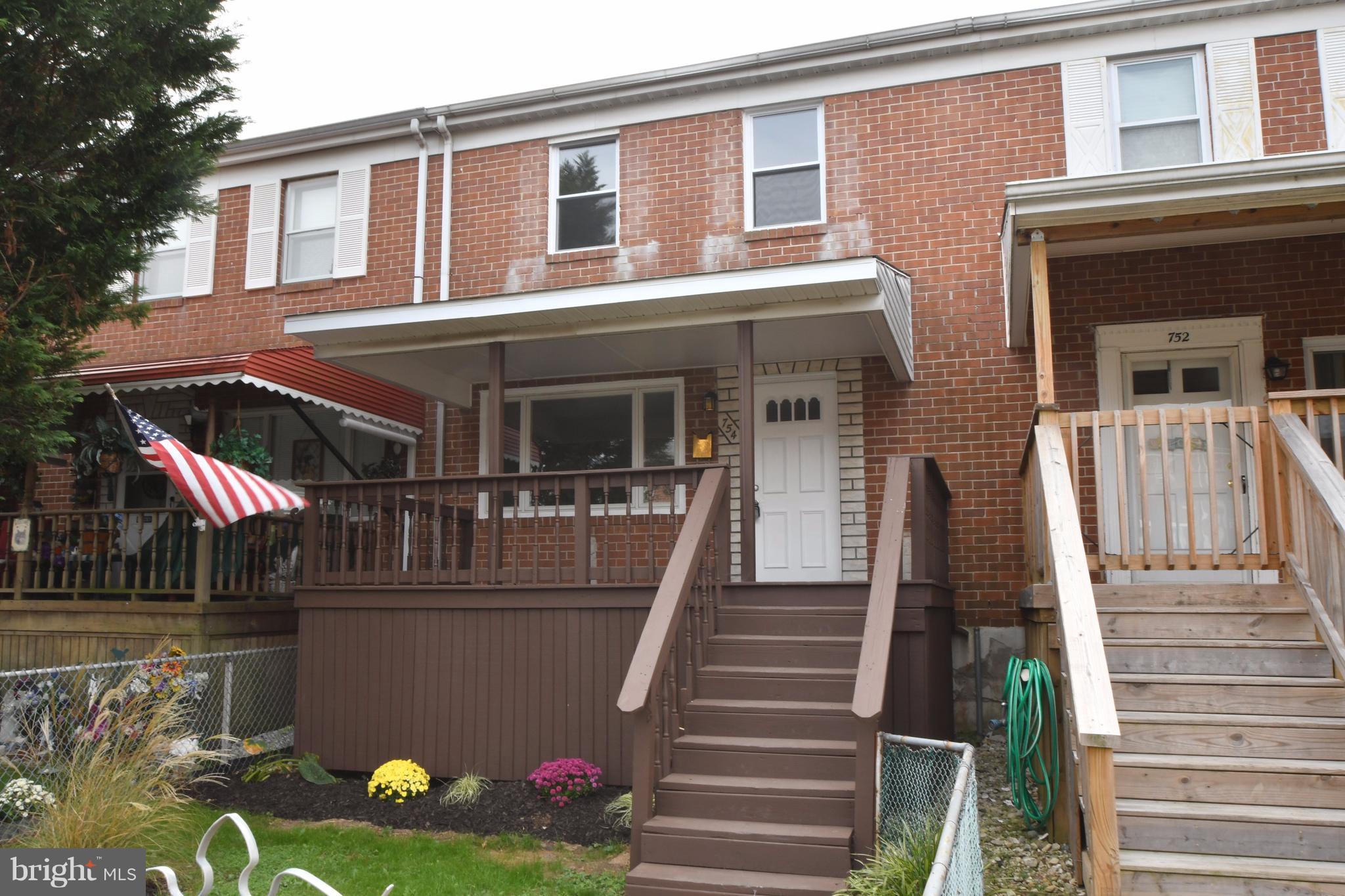 Exterior (Front)