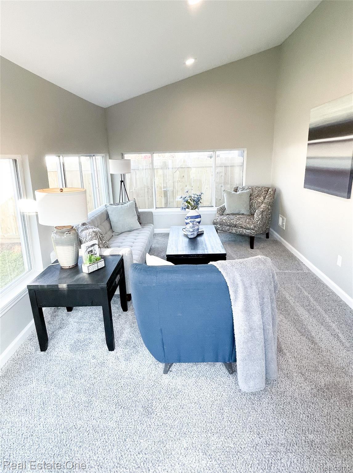 469 Kerby Road Grosse Pointe, MI 48236 - Photo 21 of 38 20.jpeg
