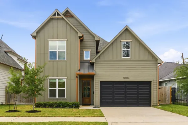 $899,000 | 1005 Walton Street, Houston, TX 77009