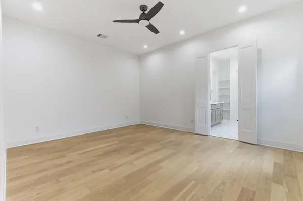 $899,000 | 1005 Walton Street, Houston, TX 77009