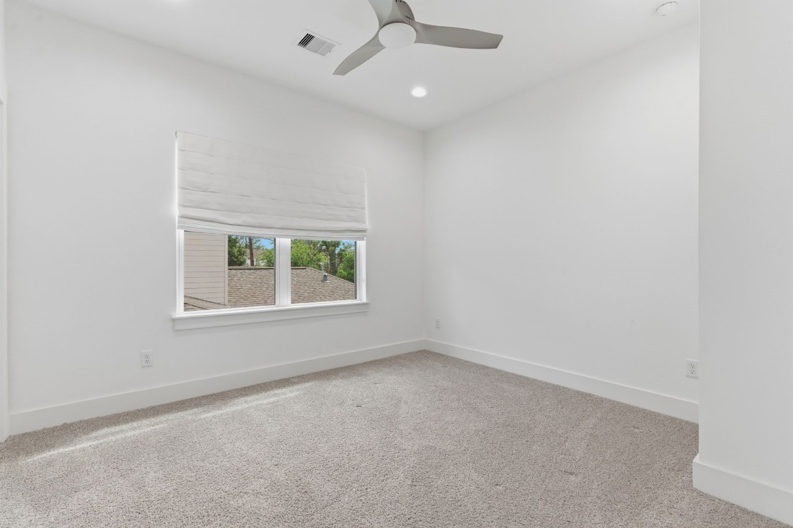 1005 Walton Street Houston, TX 77009 - Photo 26 of 36