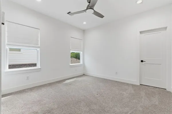 $899,000 | 1005 Walton Street, Houston, TX 77009