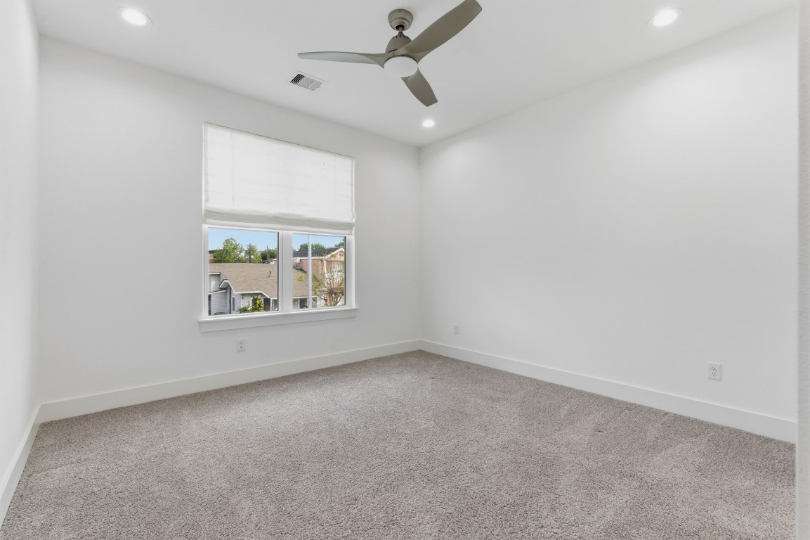 1005 Walton Street Houston, TX 77009 - Photo 29 of 36