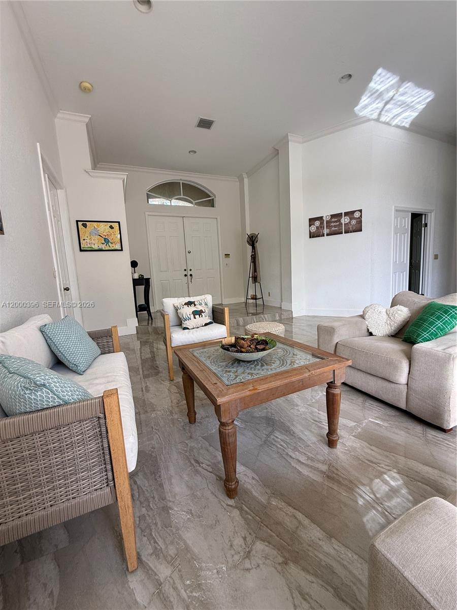 3700 Oak Ridge Lane Weston, FL 33331 - Photo 2 of 19