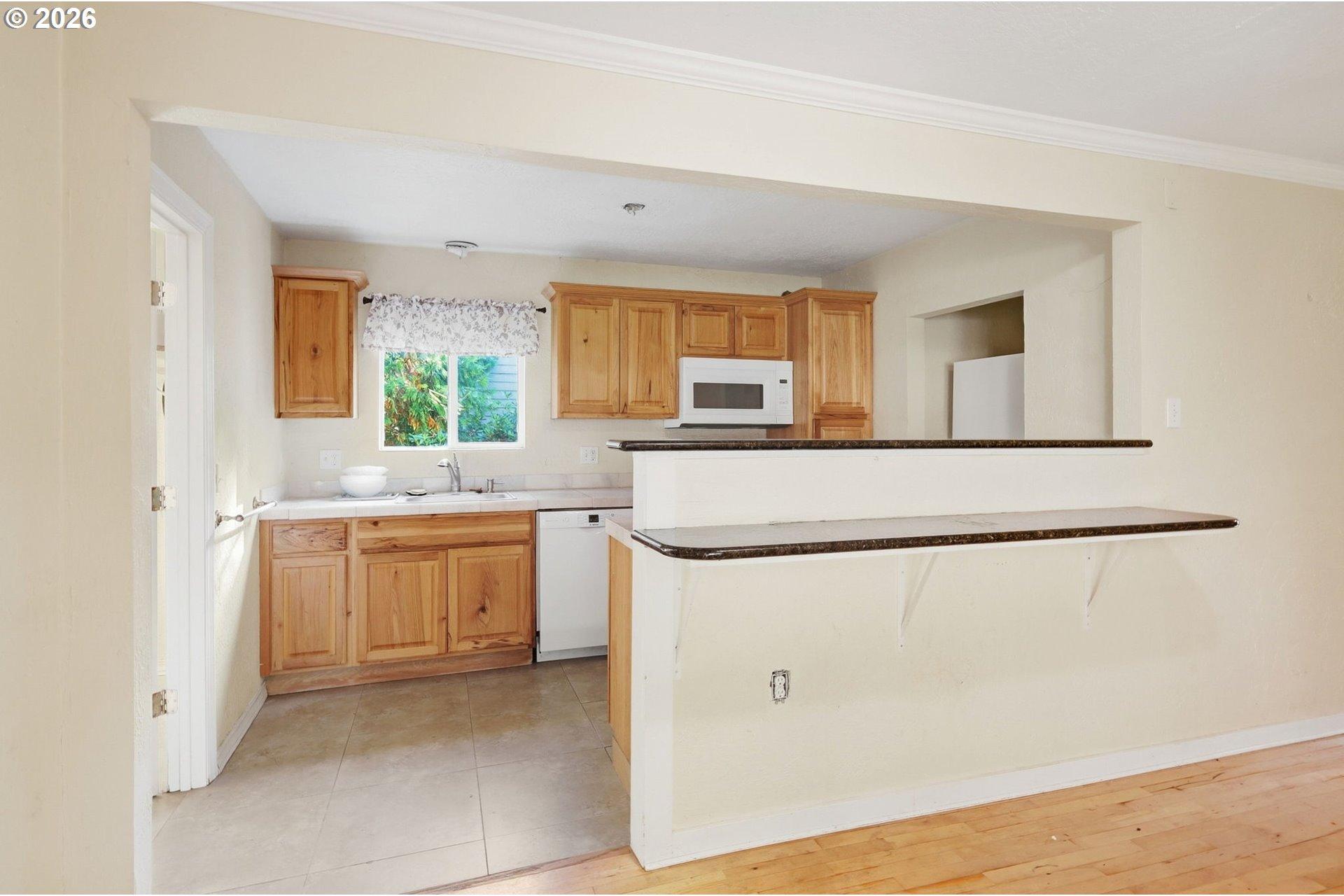 716 F Street Springfield, OR 97477 - Photo 10 of 42 Gallery Image 10