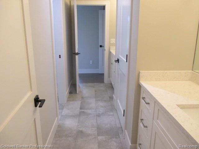 4107 Buckingham Road Royal Oak, MI 48073 - Photo 29 of 46 DUAL ENTRY BATHROOM (JACK & JILL)