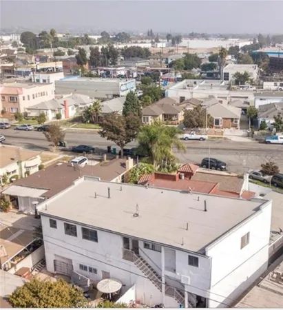 a picture of city view