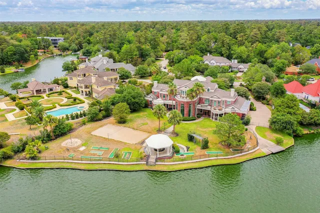 $4,000,000 | 46 South Windsail Place, The Woodlands, TX 77381