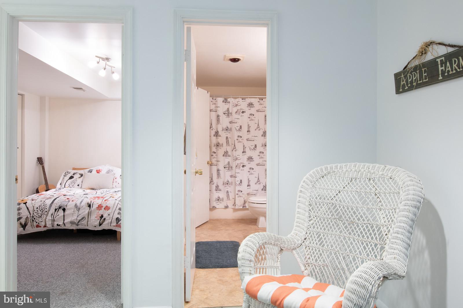 10155 Wavell Road Fairfax, VA 22032 - Photo 28 of 32 LL room and full bath ideal Au-pair suite