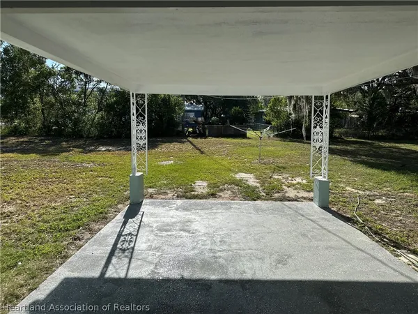 $1,695 | 1327 Hotiyee Avenue, Sebring, FL 33870
