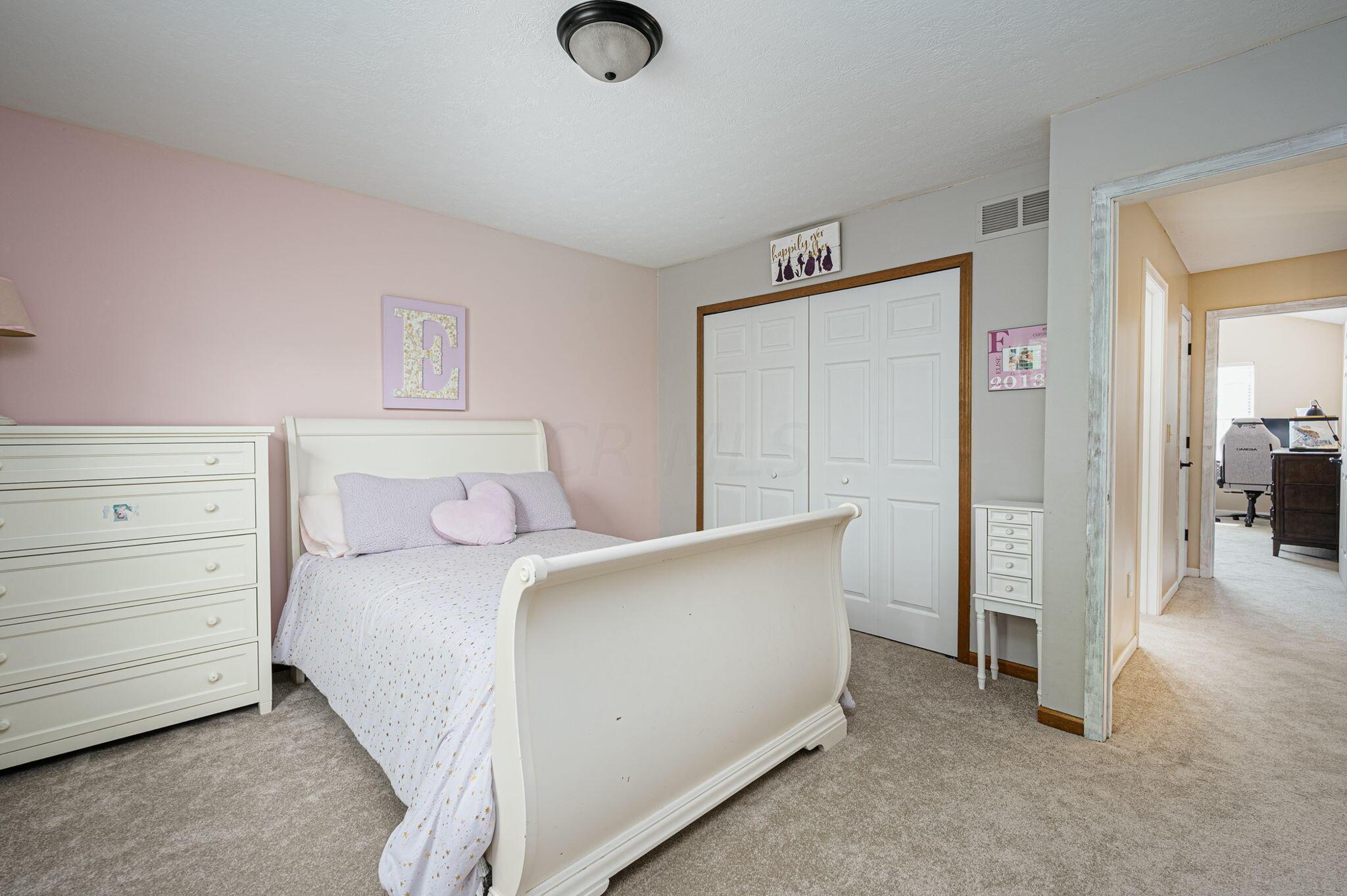 5688 Wilcox Road Dublin, OH 43016 - Photo 30 of 74 27-web-or-mls-5688 Wilcox Rd 027