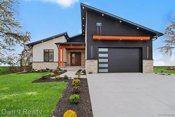 $1,200,000 | 2020 Edgewater Street, Monroe, MI 48162