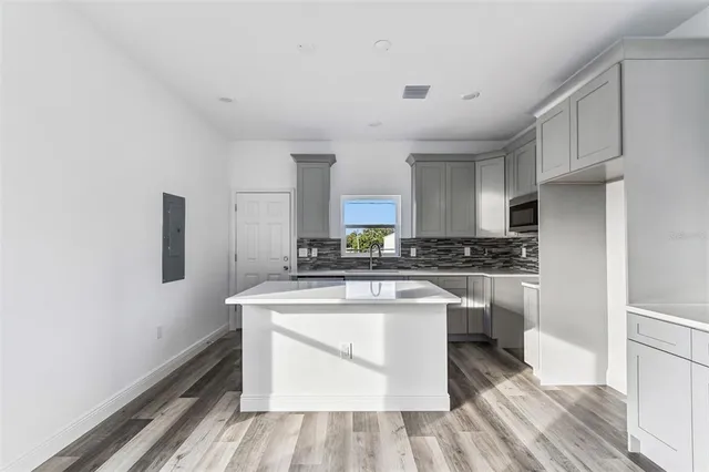 $717,000 | 2313 East Columbus Drive, Tampa, FL 33605