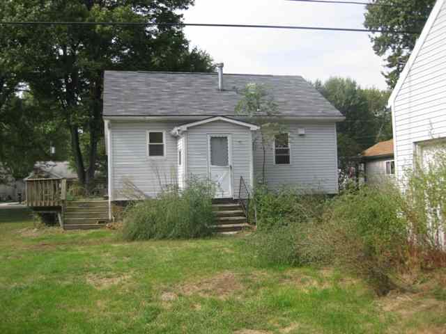 9323 Maple Road Algonac, MI 48001 - Photo 2 of 5 31026503-1.JPG