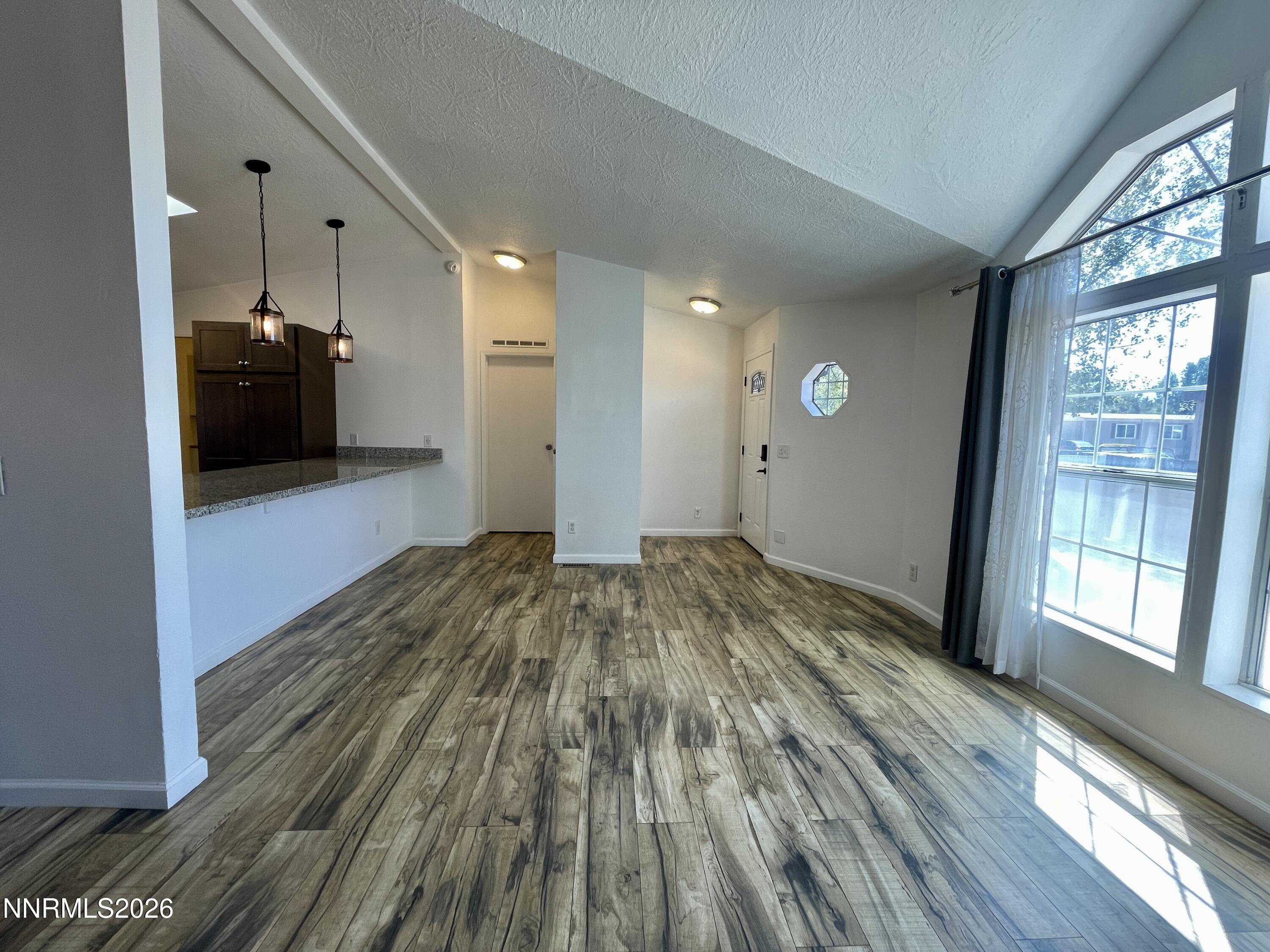 483 West Patrician Drive Reno, NV 89506 - Photo 14 of 43 Living room facing door
