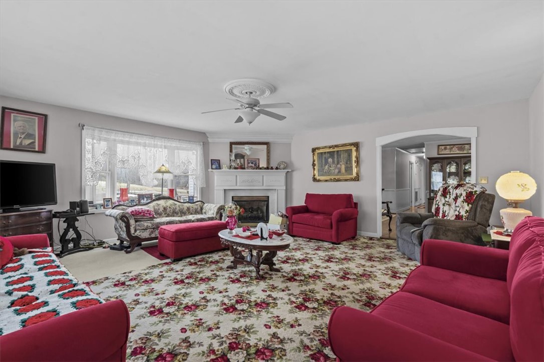 500 West Rutherford Street Landrum, SC 29356 - Photo 15 of 28