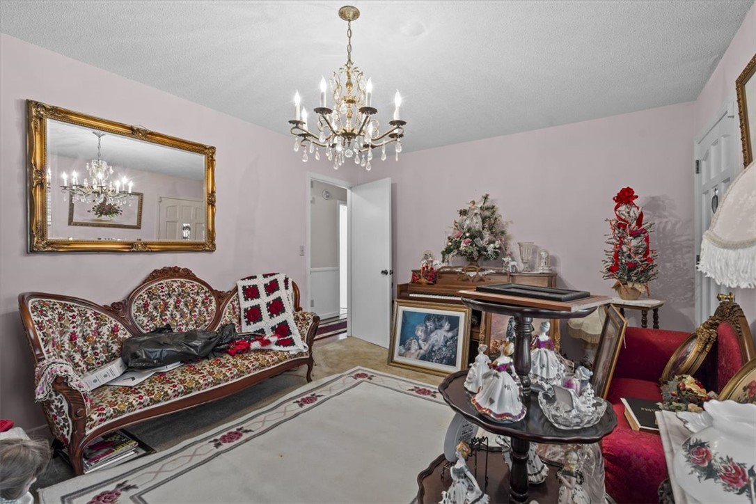 500 West Rutherford Street Landrum, SC 29356 - Photo 7 of 28