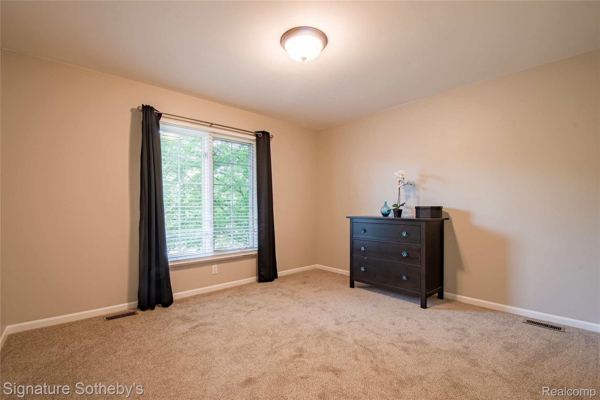 745 West Ridge Court Lake Orion, MI 48359 - Photo 29 of 44 View of bedroom two