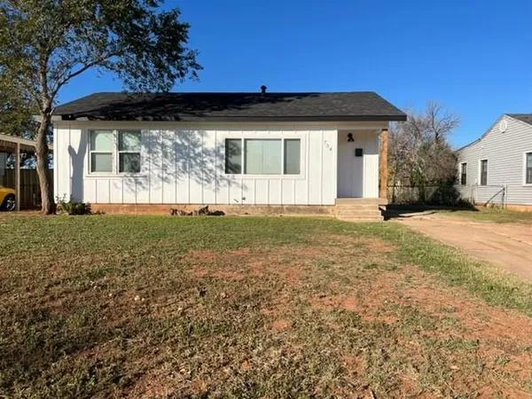 $1,595 | 734 South Crockett Drive, Abilene, TX 79605