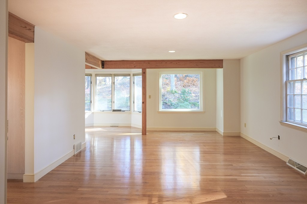 3 High Rock Road Wayland, MA 01778 - Photo 7 of 30 Gallery Image 7