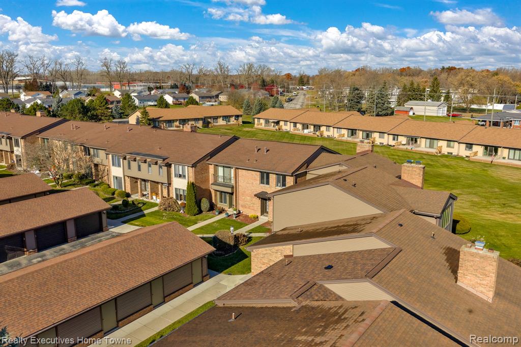 2500 River Road, Unit 55 Marysville, MI 48040 - Photo 5 of 54