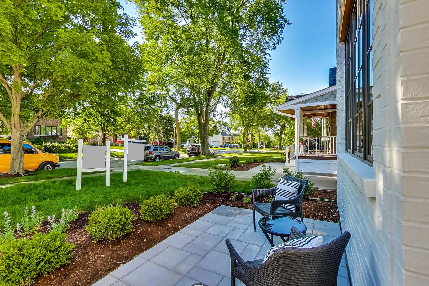 426 Washington Street Elmhurst, IL 60126 - Photo 3 of 57