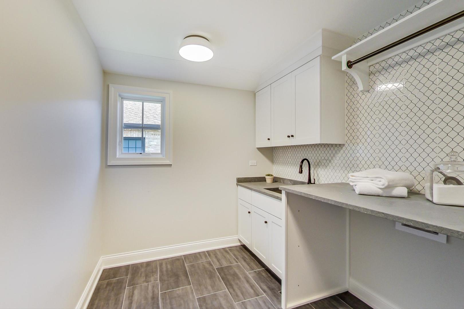 426 Washington Street Elmhurst, IL 60126 - Photo 39 of 57