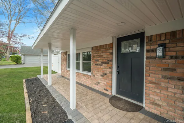 $799,000 | 76 Moriches Road, Lake Grove, NY 11755