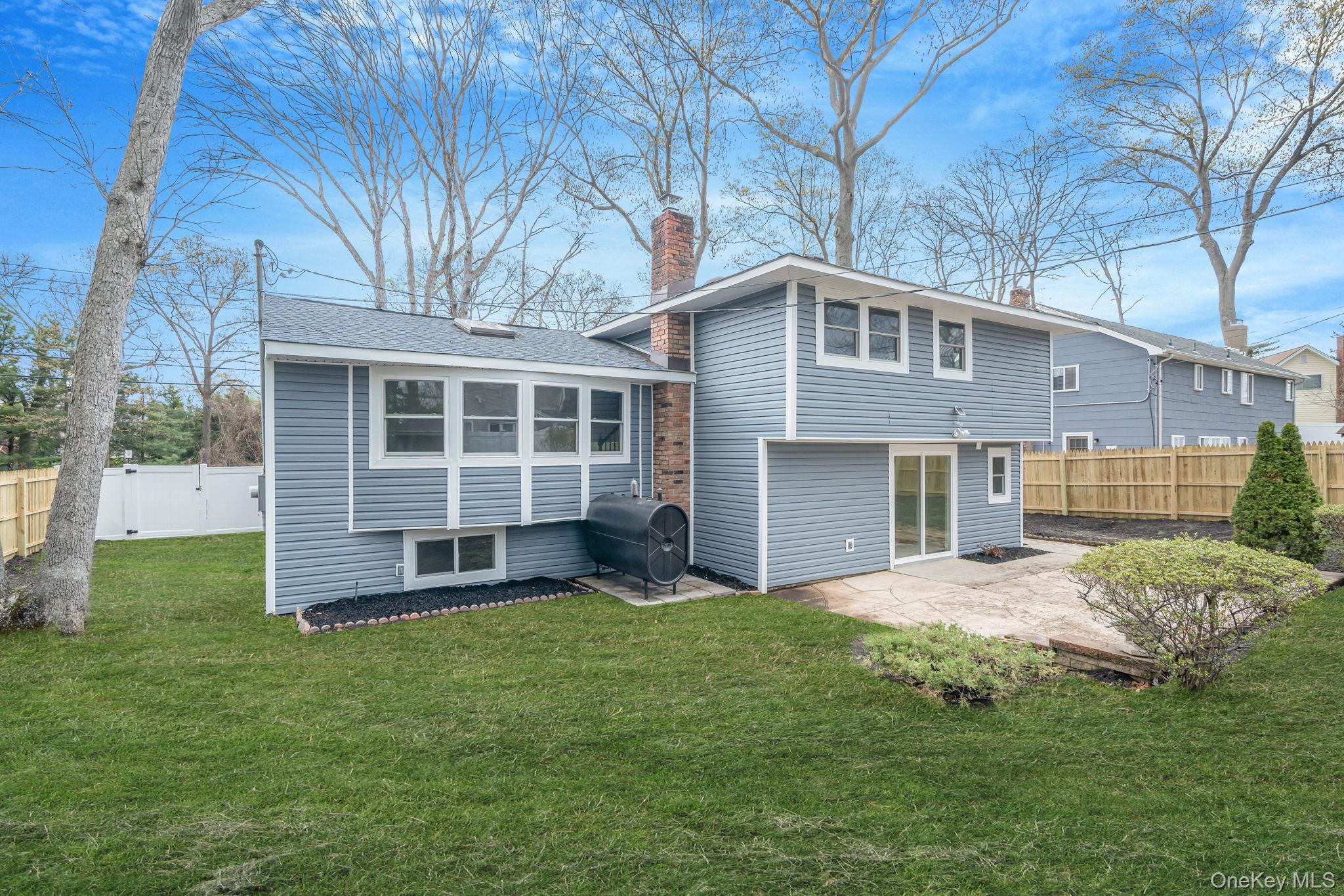 76 Moriches Road Lake Grove, NY 11755 - Photo 27 of 30