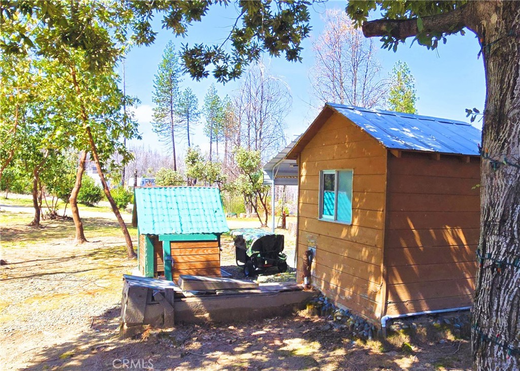 1171 Bald Rock Road Berry Creek, CA 95916 - Photo 15 of 20 a view of backyard with a patio
