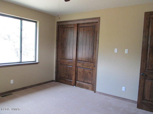 380 South Falling Leaf Road Show Low, AZ 85901 - Photo 25 of 32 Gallery Image 25