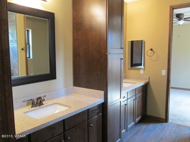 380 South Falling Leaf Road Show Low, AZ 85901 - Photo 26 of 32 Gallery Image 26