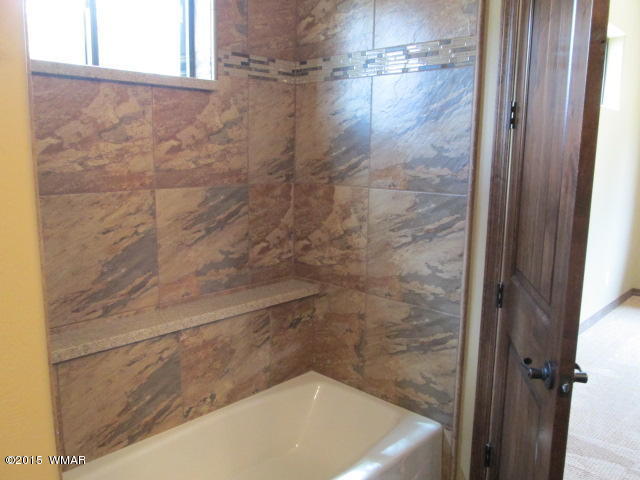 380 South Falling Leaf Road Show Low, AZ 85901 - Photo 27 of 32 Gallery Image 27