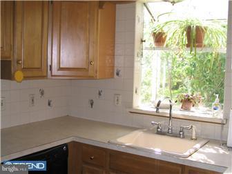 14 Greentree Road Hamilton, NJ 08619 - Photo 3 of 7 Kitchen