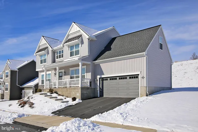 $529,900 | 216 Copper Ridge Drive, Newmanstown, PA 17073