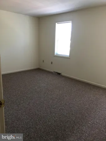 $1,750 | 137 Greenland Drive, Lancaster, PA 17602