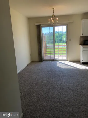 $1,750 | 137 Greenland Drive, Lancaster, PA 17602