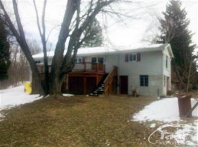 4585 North Lapeer Road Columbiaville, MI 48421 - Photo 8 of 8 20166025-7.JPG