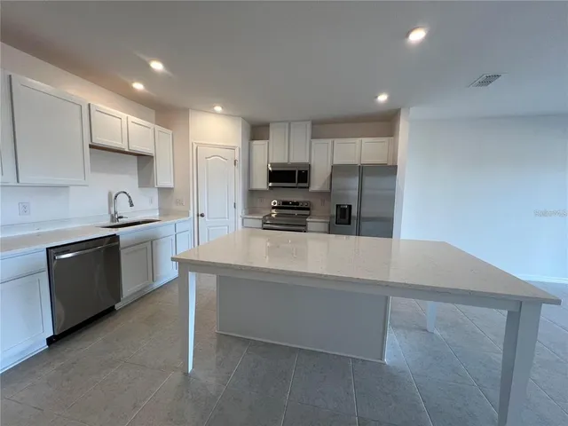 $2,200 | 32095 Pond Apple Bend, San Antonio, FL 33576