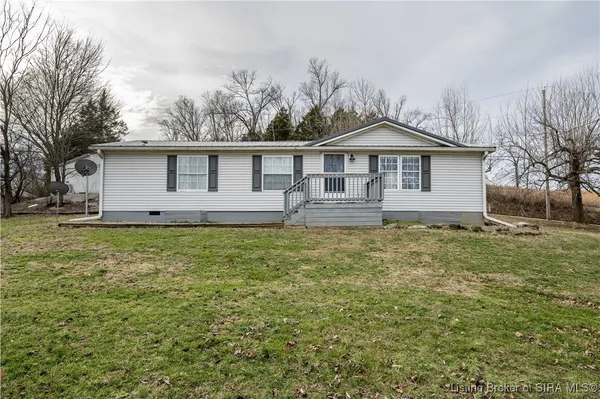 $195,000 | 5045 Cardinal Drive Northwest, Depauw, IN 47115