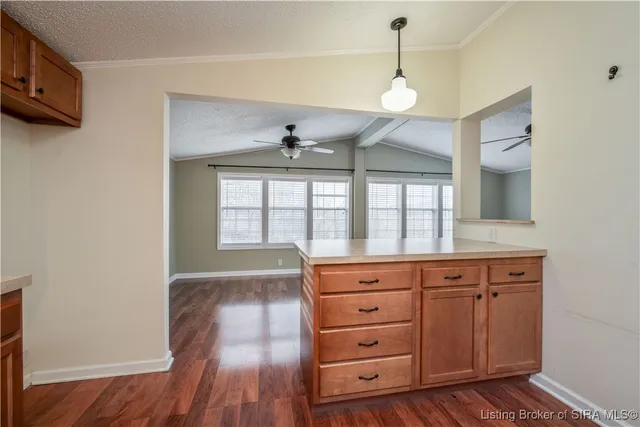 $195,000 | 5045 Cardinal Drive Northwest, Depauw, IN 47115