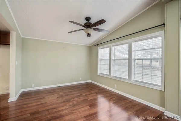 $195,000 | 5045 Cardinal Drive Northwest, Depauw, IN 47115