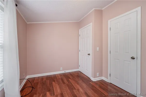 $195,000 | 5045 Cardinal Drive Northwest, Depauw, IN 47115