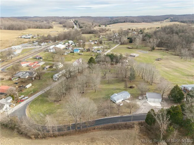 $195,000 | 5045 Cardinal Drive Northwest, Depauw, IN 47115