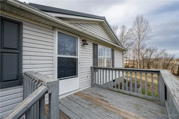 $195,000 | 5045 Cardinal Drive Northwest, Depauw, IN 47115