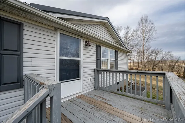 $195,000 | 5045 Cardinal Drive Northwest, Depauw, IN 47115