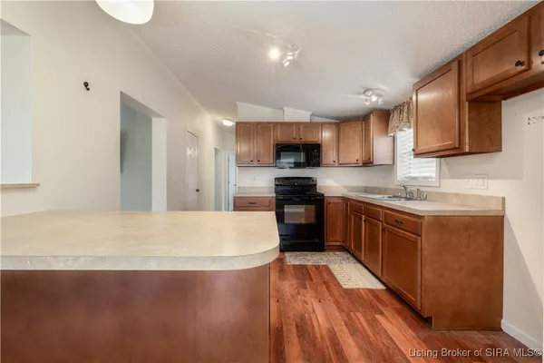 $195,000 | 5045 Cardinal Drive Northwest, Depauw, IN 47115